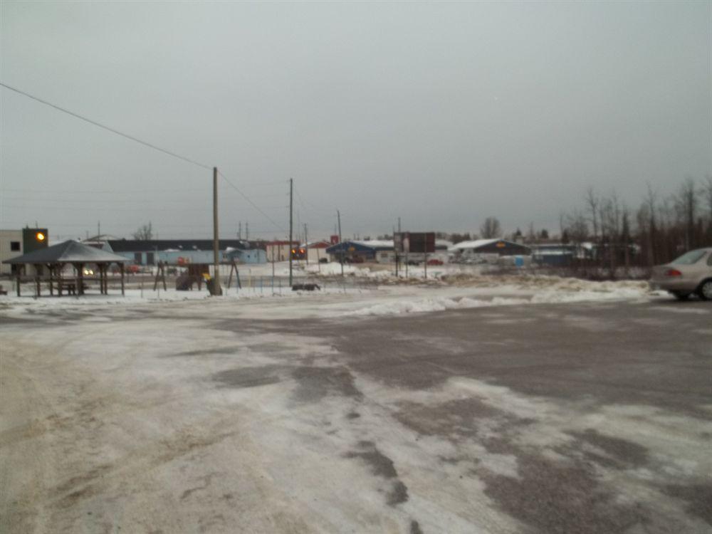 Travelodge By Wyndham Kapuskasing Dış mekan fotoğraf